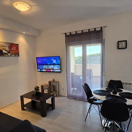 Carso Olea A1 2+2 * Podstrana